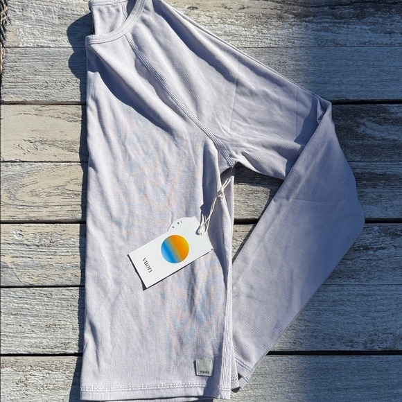 VUORI Long Sleeve Pose Crew Lavender Ice size Small NWT